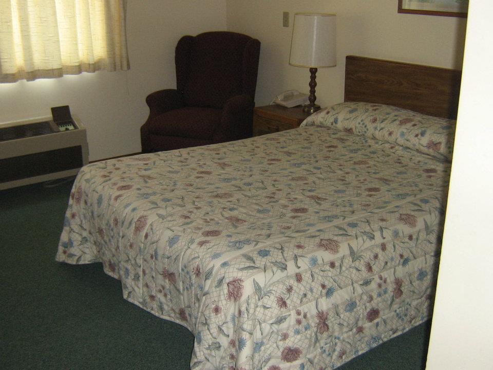 Chapel Hill Motel Brevort 部屋 写真